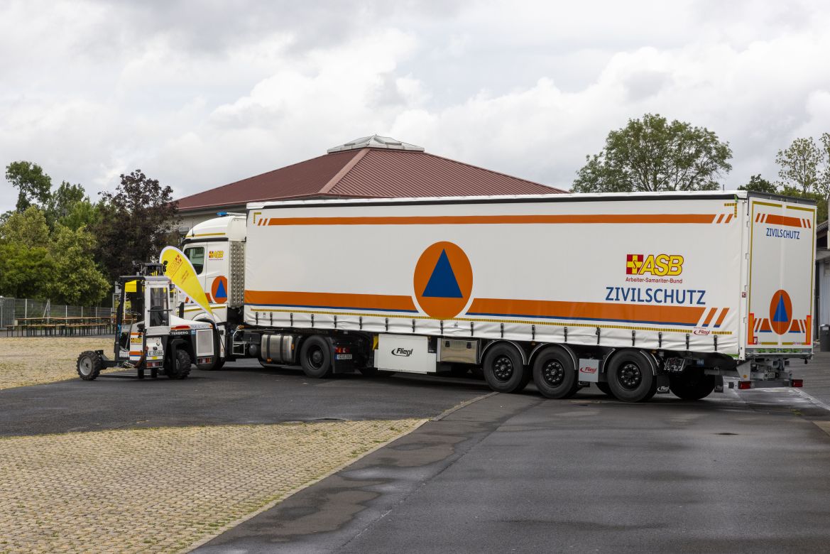 Bundesübung_LKW_MBM5000_(C)ASB-Thiel.jpg